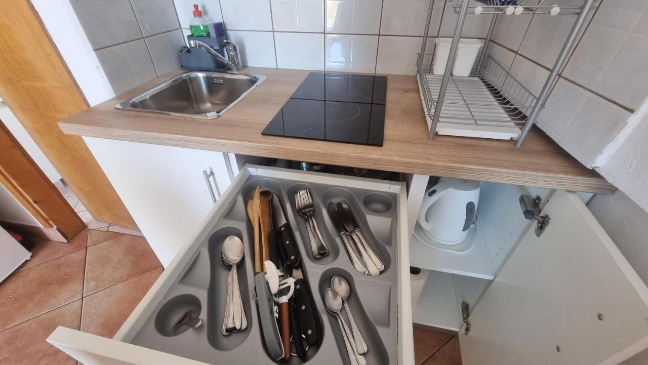 Apartment Igor With Balcony And Sea View Baška Екстериор снимка