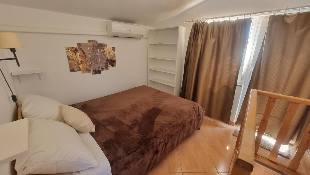 Apartment Igor With Balcony And Sea View Baška Екстериор снимка